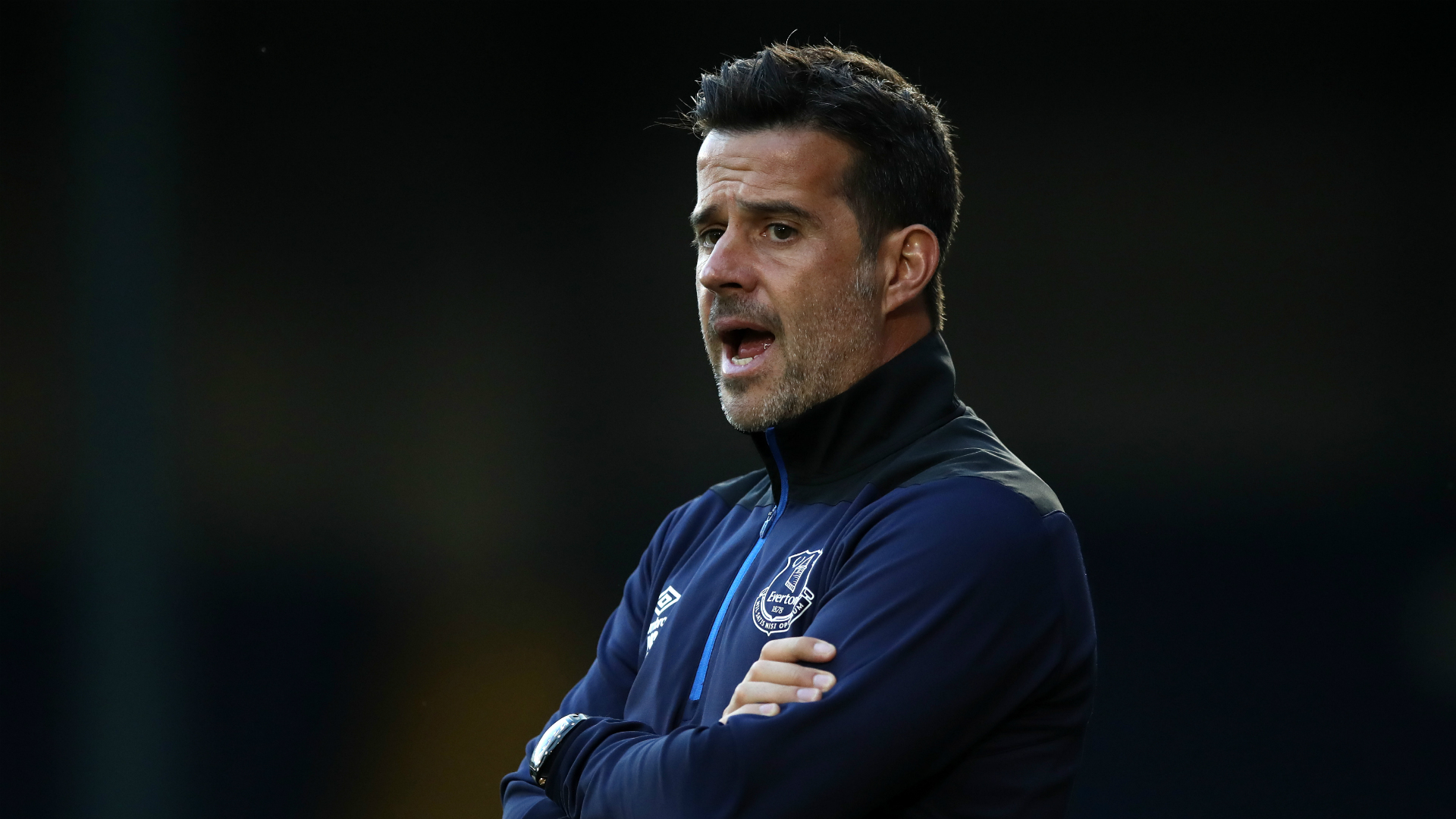 者翘首以待 者翘首以待