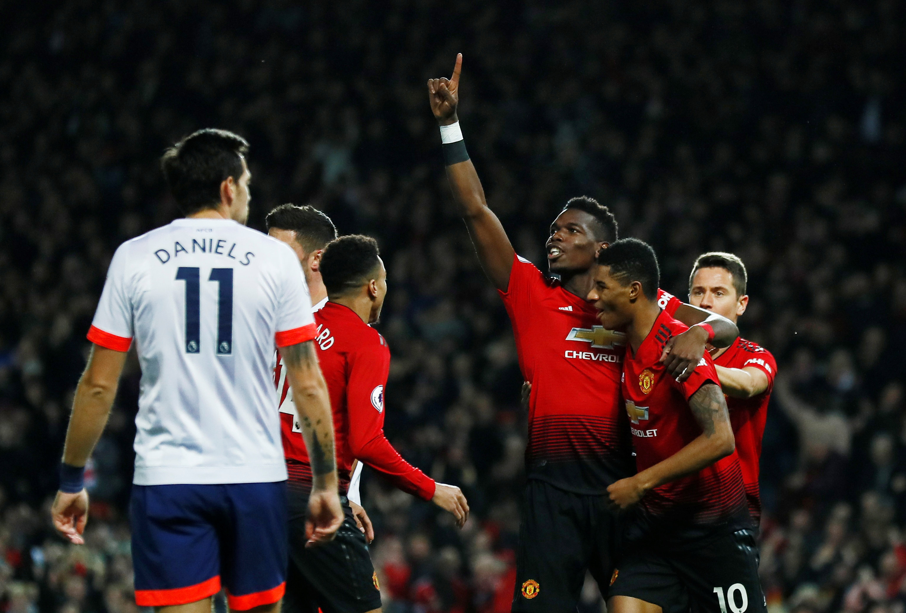 众关注的焦 众关注的焦